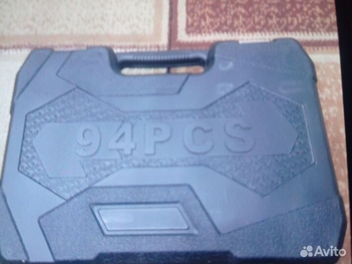 Ящик с предметами 94шт