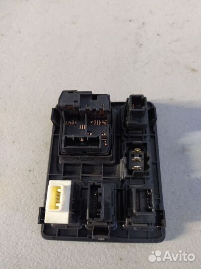 Панель в торпедо Toyota Land Cruiser Prado (J150)