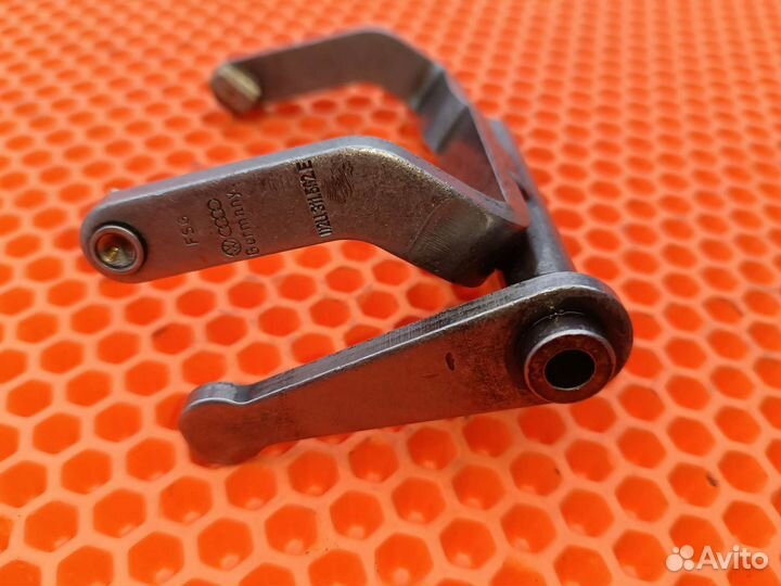 Вилка 5-6 передачи МКПП Volkswagen Polo