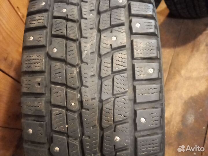 Dunlop SP Winter Ice 01 195/65 R15 95T