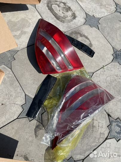 Задние фонари на mercedes 220