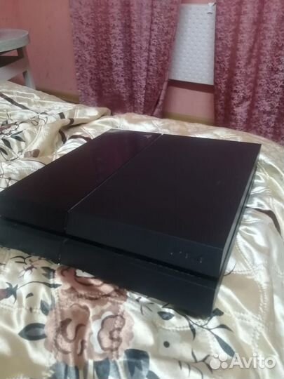 Sony playstation 4 PS4 pro 1tb с играми