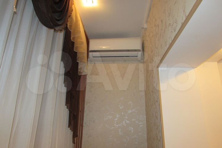 3-к. квартира, 93 м², 1/9 эт.