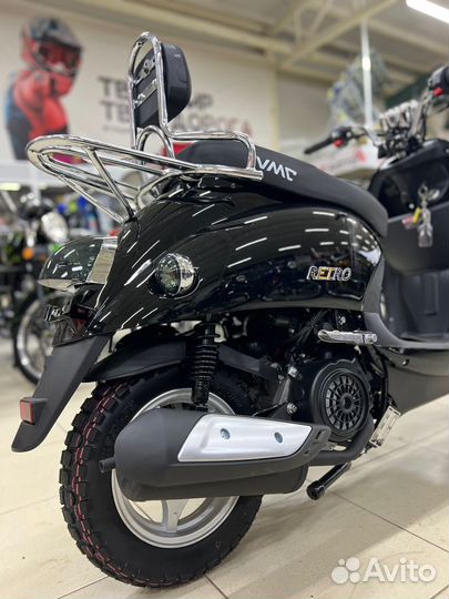 Скутер Vento Retro 150