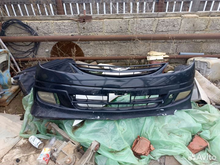 Бампер передний тоета эстима