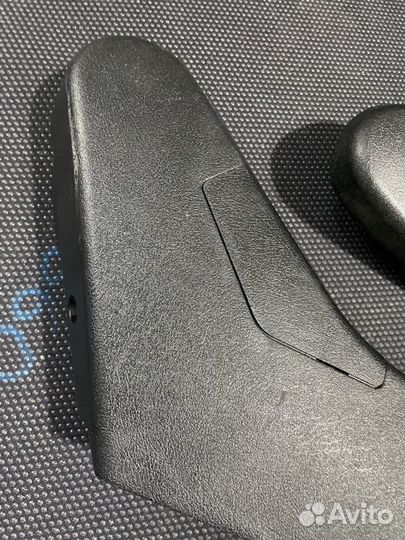 Пластик сиденья передний правый Mercedes-Benz