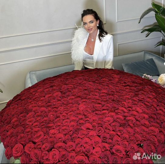 Розы Доставка по Крыму 999 штук для Вас