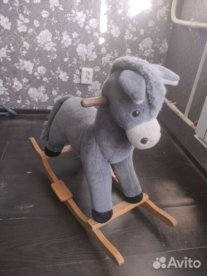 Качалка лошадь