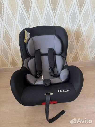 Автомобильное детское кресло от 0 до 18 кг