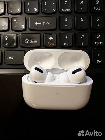 Беспроводные наушники Apple AirPods Pro (оригинал)