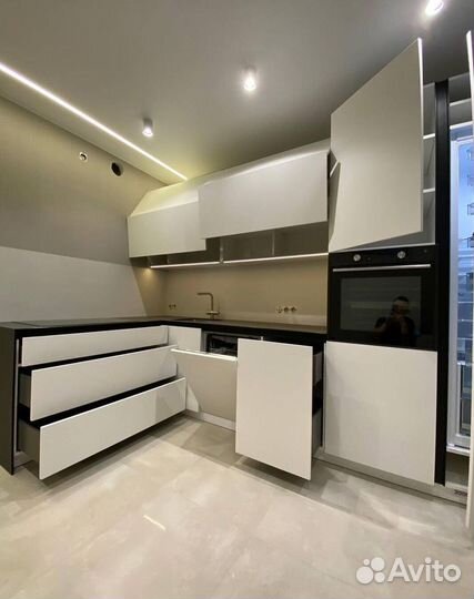 Кухонный гарнитур собственного производства