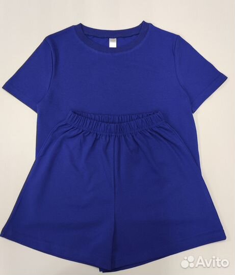 Продаю костюмы домашние