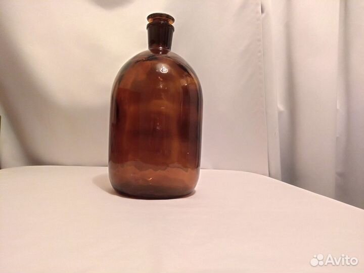 Старинная бутыль из тёмного стекла 5 литров