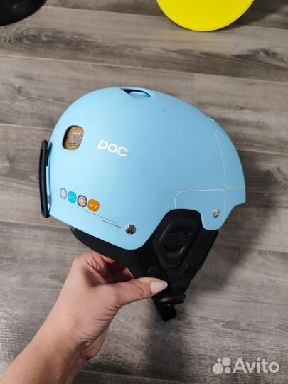 Горнолыжный шлем