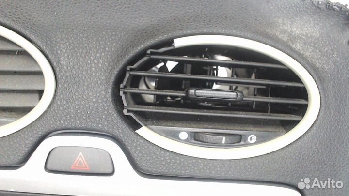 Панель управления магнитолой Ford Focus 2, 2005