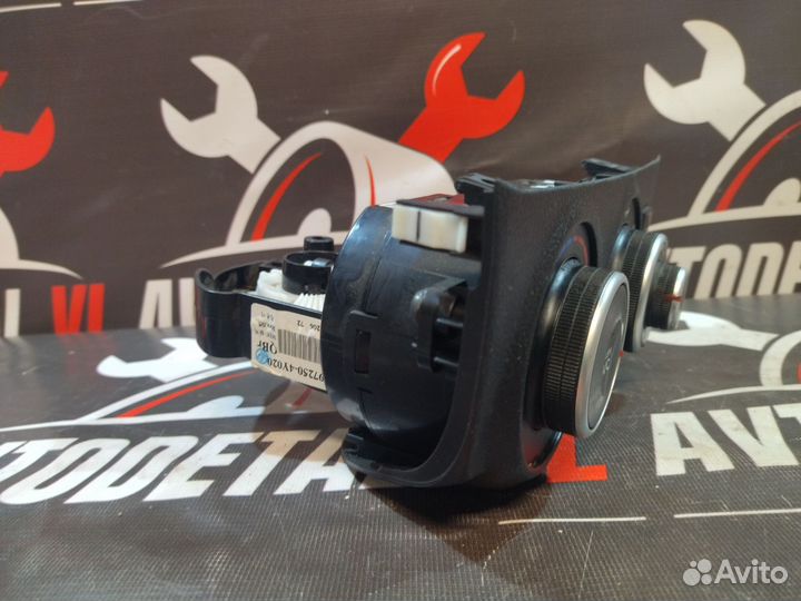 Блок управления печкой Kia Rio 3