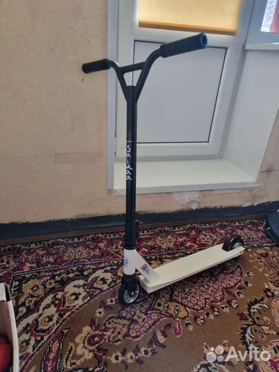 Трюковой самокат