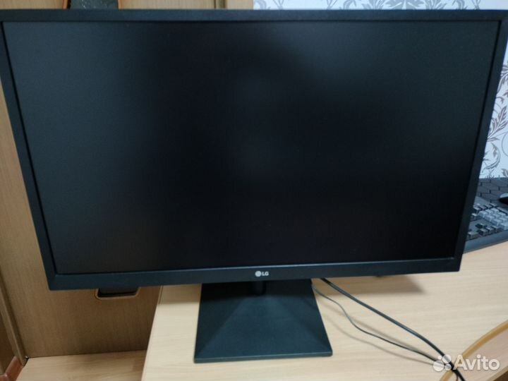 Монитор LG 27