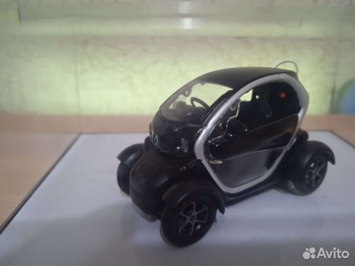 Renault twizy 1:43