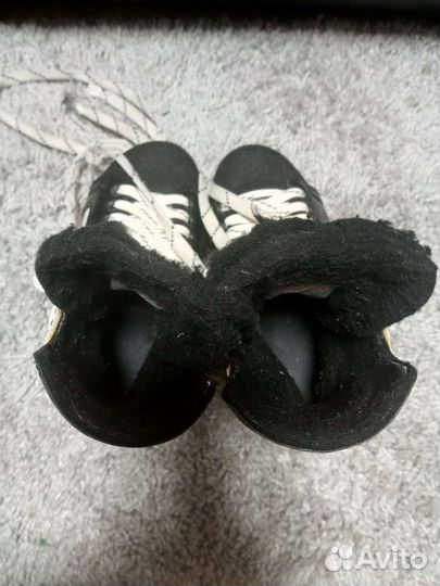 Коньки хоккейные 36р