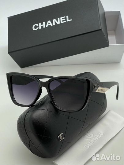 Солнцезащитные очки Chanel