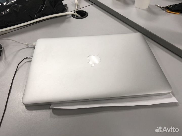 Apple MacBook Pro retina 15