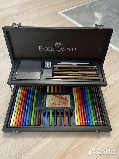 Профессиональный набор художника