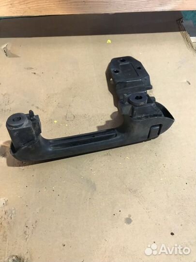 Петля капота левая Hino 700 самосвал 2015