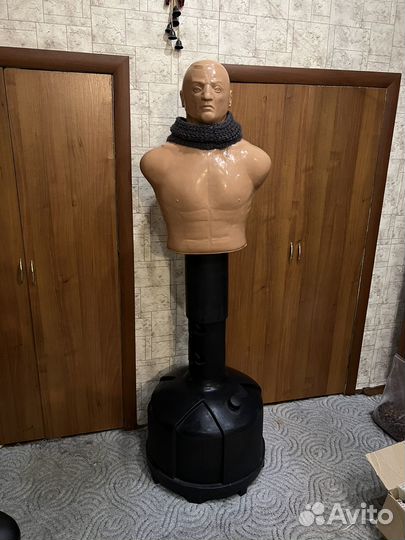 Манекен тенажер для бокса Мистер Герман