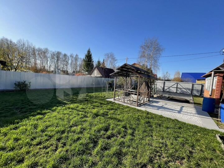 Дача 32 м² на участке 9 сот.