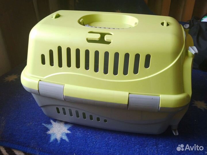 Переноска для кошек пластиковая