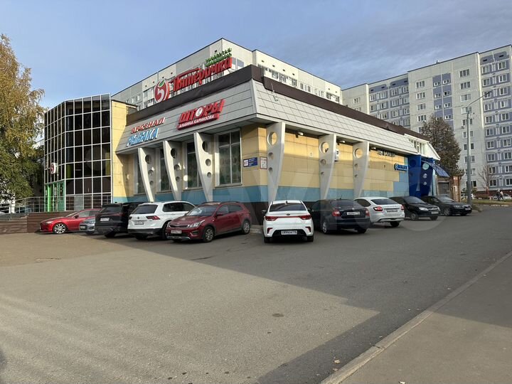 Нижнекамск, пр. Мира 61А, 149.8 м²