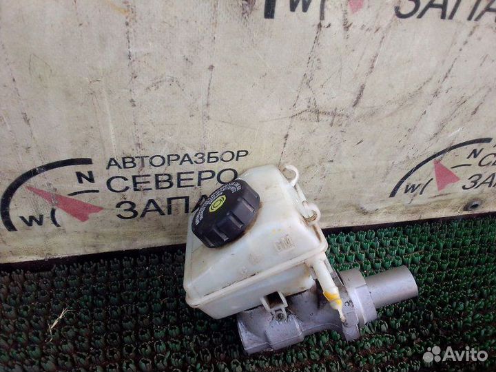 Главный тормозной цилиндр Opel Astra H Z16XER