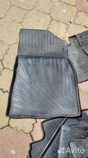 Автомобильные коврики резиновые