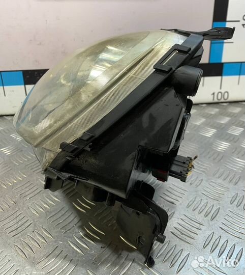 Б/У Фара левая Opel Corsa C 2000-2006