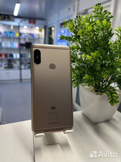 Xiaomi Mi A2 Lite Android One, 3/32 ГБ