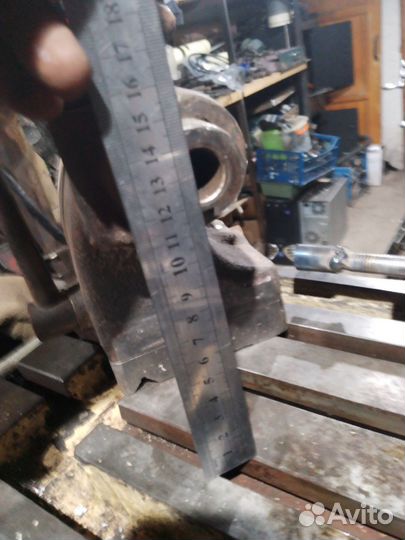 Задняя бабка токарного станка