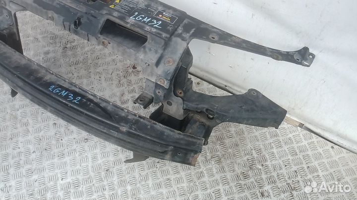 Панель передняя/телевизор (элемент) Skoda Fabia