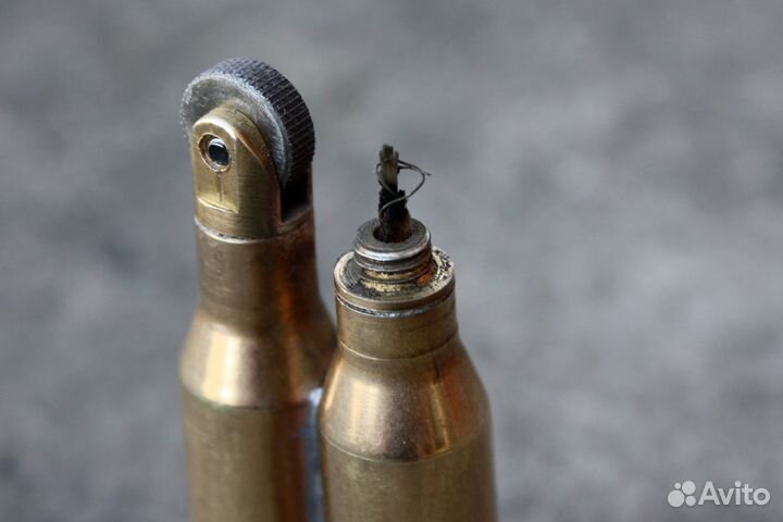 Зажигалка бензиновая