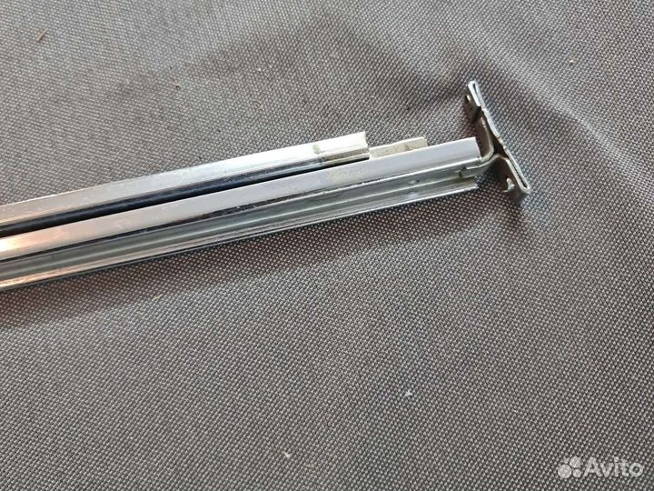 Стойка опускного стекла газ 21 задней двери
