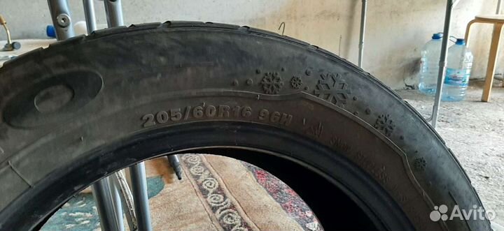 Kumho I'Zen XW KW17 205/60 R16