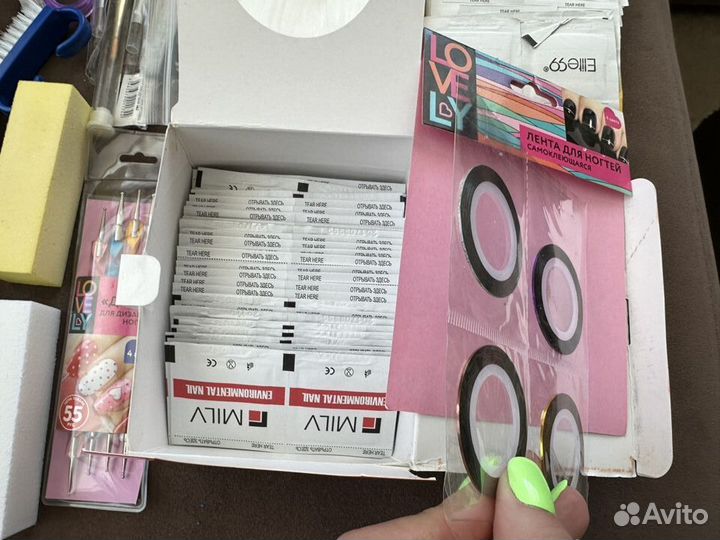 Набор для покрытия ногтей гель-лаком, гелем