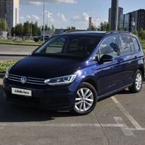 Volkswagen Touran 1.6 AMT, 2018, 322 800 км, с пробегом, цена 1 579 800 руб.