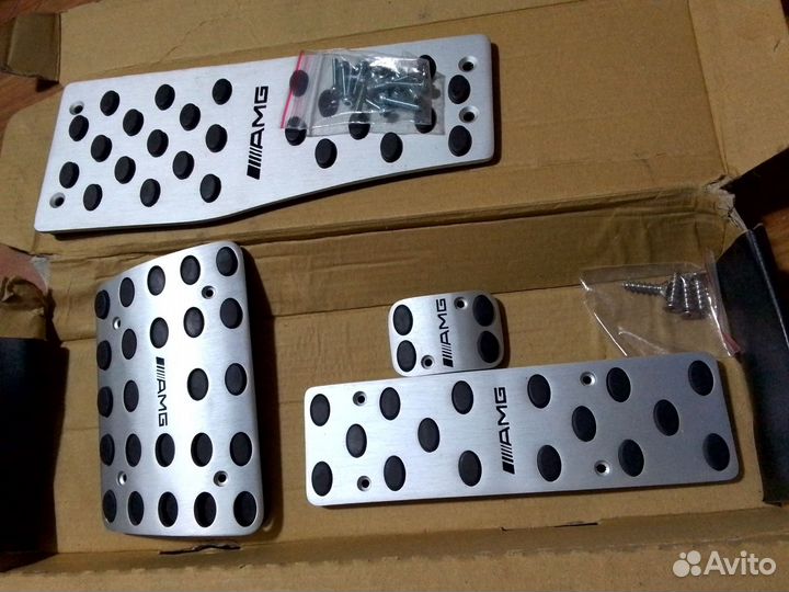 Накладки на педали amg