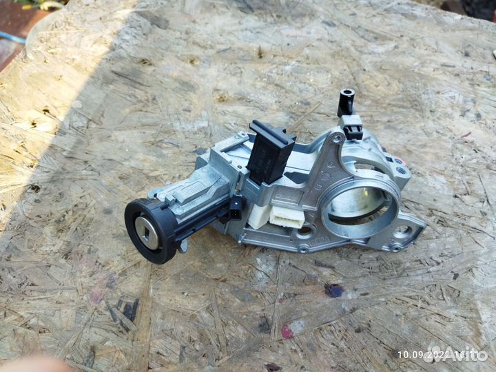 Суппорт тормозной передний Опель astra