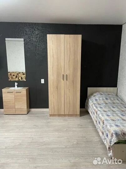 Шкаф Рик платяной