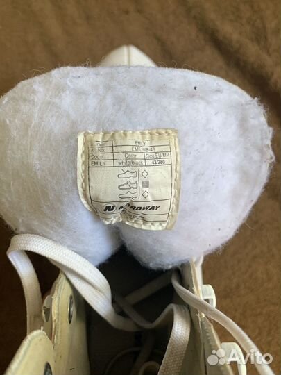 Коньки фигурные 43 размер