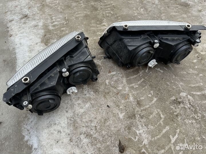 Фары Фольксваген пассат B 5