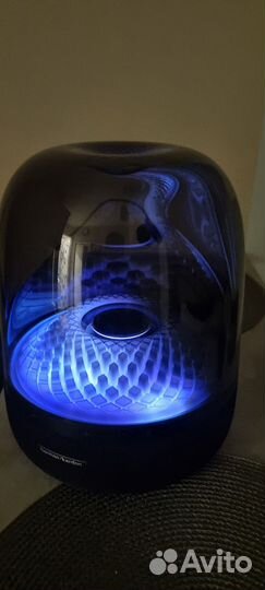 Harman kardon aura studio 4