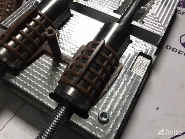 Форма чпу для литья пластиковых кормушек №1 D30